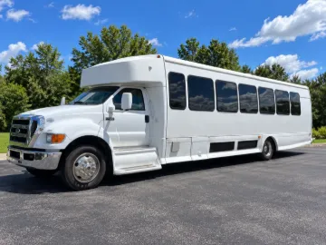 2014 Ford F-650 Shuttle Bus