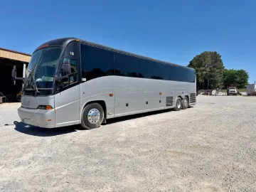 Picture of 2005 MCI J4500