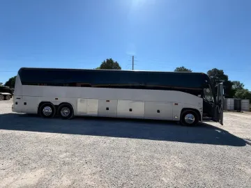 2005 MCI Motor Coach Motorcoach Coach Bus