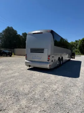 2005 MCI Motor Coach Motorcoach Coach Bus