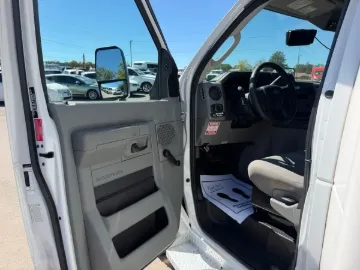 Picture of 2022 Ford E-450 20P ADA