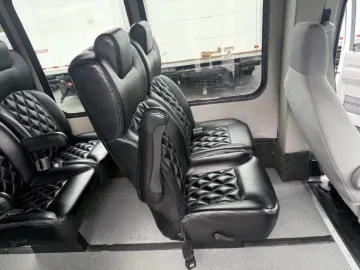 Picture of 2016 Ford E-350 Turtle Top Van Terra 14P