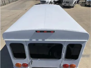 Picture of 2007 Chevrolet Express 3500 Shuttle Bus