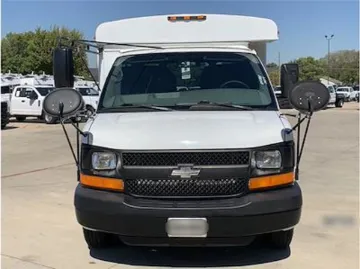 Picture of 2007 Chevrolet Express 3500 Shuttle Bus