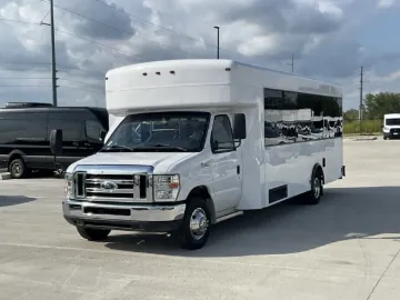 Picture of 2017 Ford E450 Shuttle Bus