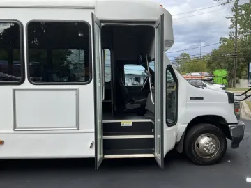 Picture of 2022 Ford E350 Shuttle Bus ADA