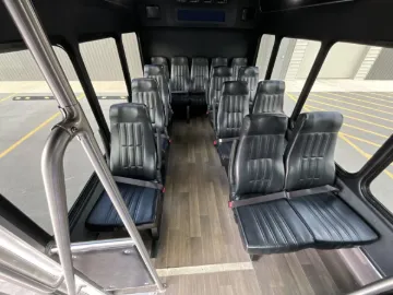 Picture of 2019 Ford E350 Shuttle Bus