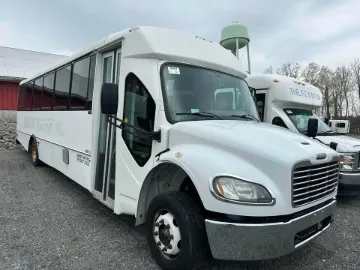 2015 Freightliner 33 Passenger Shuttle Bus