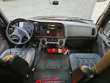 2016 Freightliner M2 106 Shuttle Bus