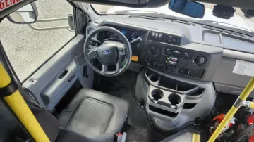 2021 FORD E-450 Shuttle Buses