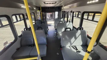 2021 FORD E-450 Shuttle Buses
