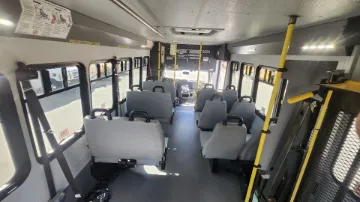 2021 FORD E-450 Shuttle Buses