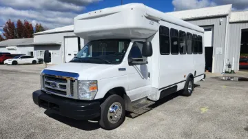 2021 FORD E-450 Shuttle Buses