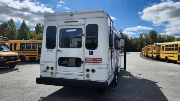 2021 FORD E-450 Shuttle Buses