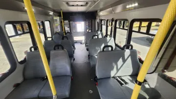 2021 FORD E-450 Shuttle Buses
