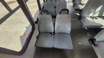 2021 FORD E-450 Shuttle Buses