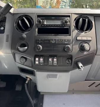 Picture of 2016 Ford F-550 Startrans Diesel 24P