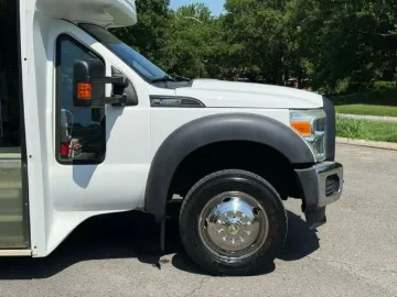 Picture of 2014 Ford F-450 Diesel 4X4 16P
