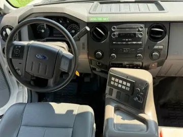 Picture of 2014 Ford F-450 Diesel 4X4 16P