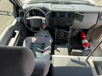 Picture of 2015 Ford F-550 Glaval 28P ADA
