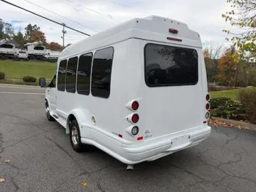 Picture of 2016 Ford E-350 Shuttle Bus