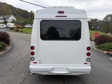 Picture of 2016 Ford E-350 Shuttle Bus