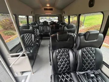 Picture of 2016 Ford E-350 Shuttle Bus
