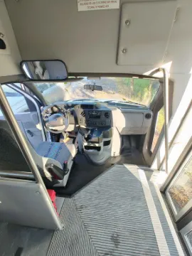 Picture of 2016 Ford E-450 Goshen 25P