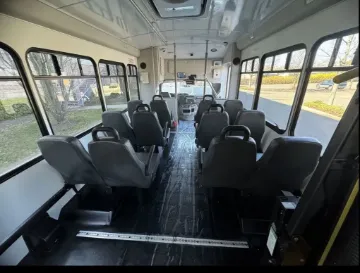 2015 Ford E-450 Starcraft 13P ADA