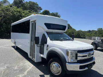Picture of 2018 Ford F-550 Shuttle Bus ADA
