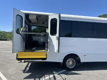 Picture of 2018 Ford F-550 Shuttle Bus ADA