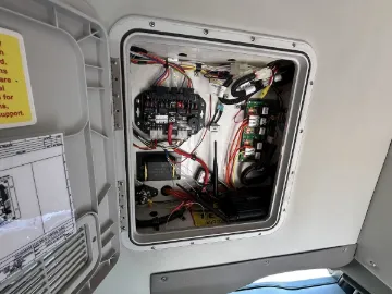 Picture of 2018 Ford F-550 Shuttle Bus ADA