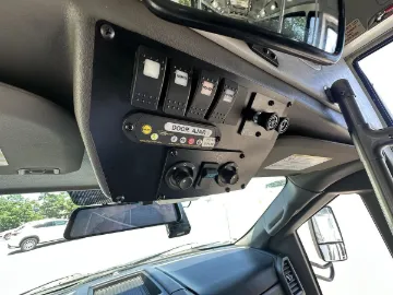 Picture of 2018 Ford F-550 Shuttle Bus ADA