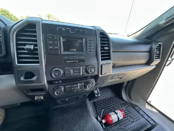 Picture of 2018 Ford F-550 Shuttle Bus ADA