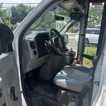 Picture of 2017 Ford E-450 Shuttle Bus ADA