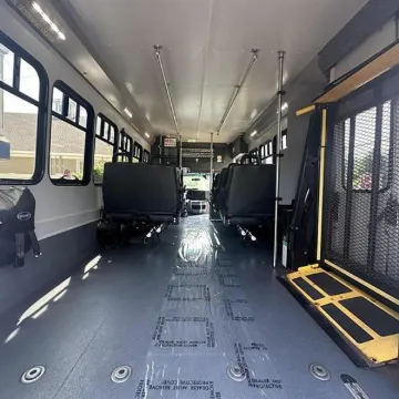 Picture of 2017 Ford E-450 Shuttle Bus ADA