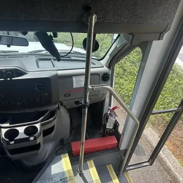 Picture of 2017 Ford E-450 Shuttle Bus ADA