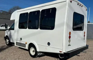 Picture of 2016 Chevrolet Express 3500 Shuttle Bus