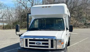 Picture of 2013 Ford E-350 Shuttle Bus ADA
