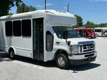 Picture of 2023 Ford E450 Shuttle Bus
