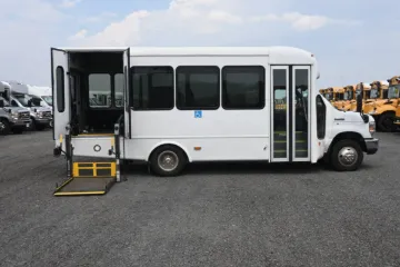 Picture of 2018 Ford Starcraft Minibus ADA Mini Bus