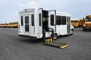 Picture of 2018 Ford Starcraft Minibus ADA Mini Bus