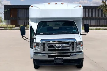 Picture of 2016 Ford E350 ADA Shuttle