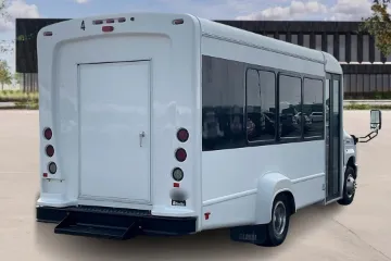 Picture of 2019 Ford E350 Shuttle Bus