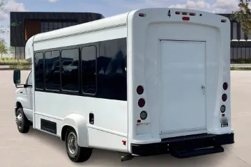 Picture of 2019 Ford E350 Shuttle Bus