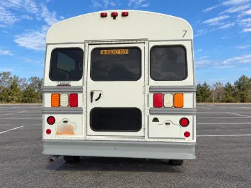 2022 Chevrolet 4500 Thomas 14P MFSAB