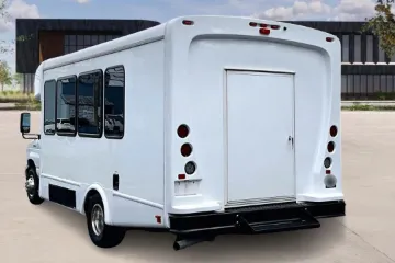 Picture of 2024 Ford E450 Shuttle Bus