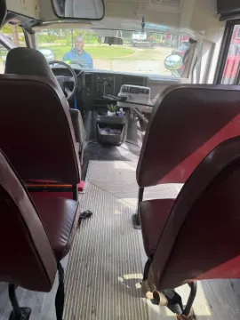 Picture of 2006 Chevrolet Express 3500 Mini Bus