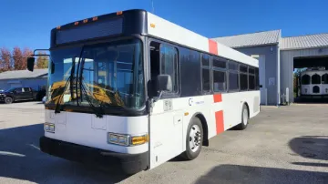 2011 GILLIG 26P Low Floor Transit
