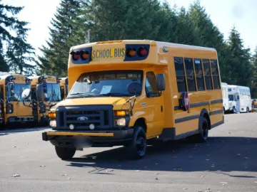 Picture of 2016 Ford E450 Girardin School Bus